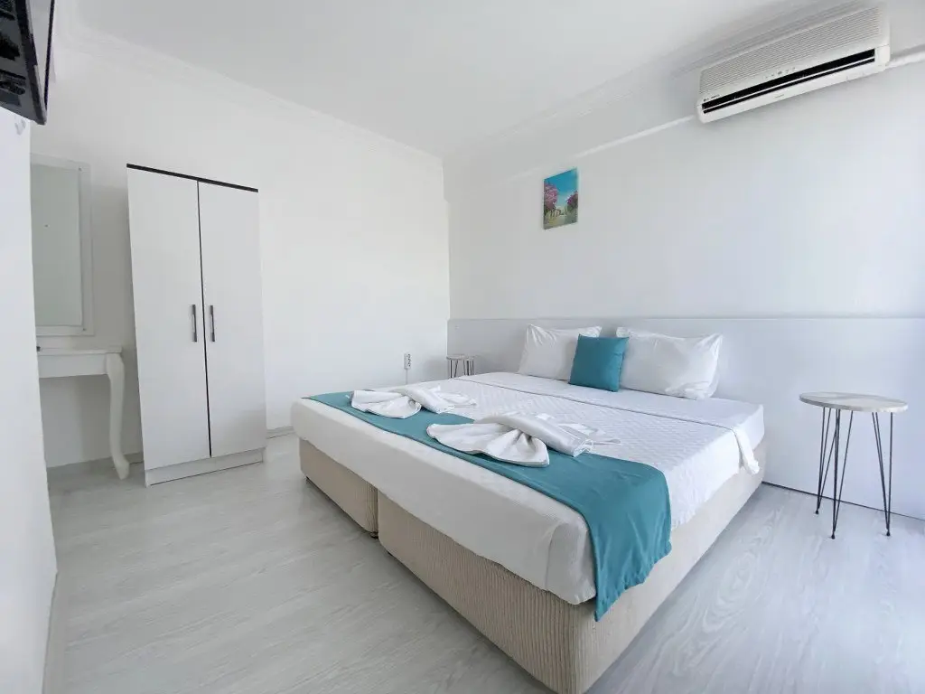 Чешме: Minerva Port Hotel