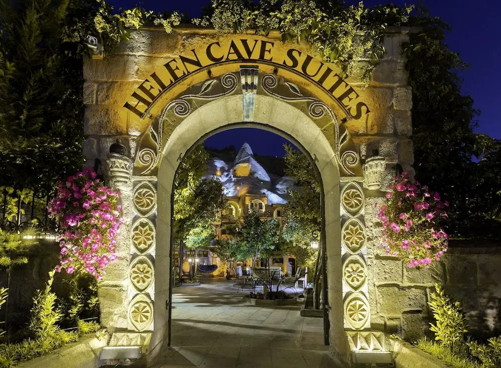 Гёреме: Helen Cave Suites