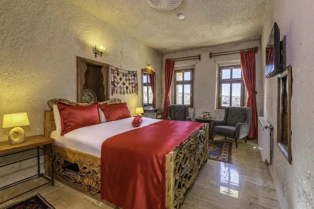 Гёреме: Helen Cave Suites