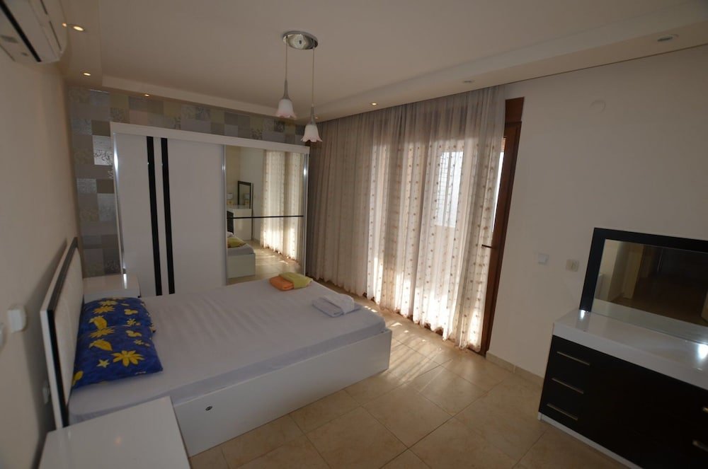 Аланья: Villa in Alanya With Breathtaking Views 1037