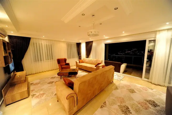 Аланья: Villa with Majestic Views 1032