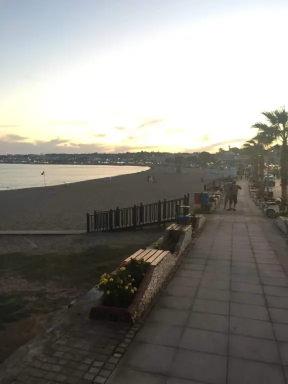 Дидим: Delightful Apartment Sleeps 8 Great Location