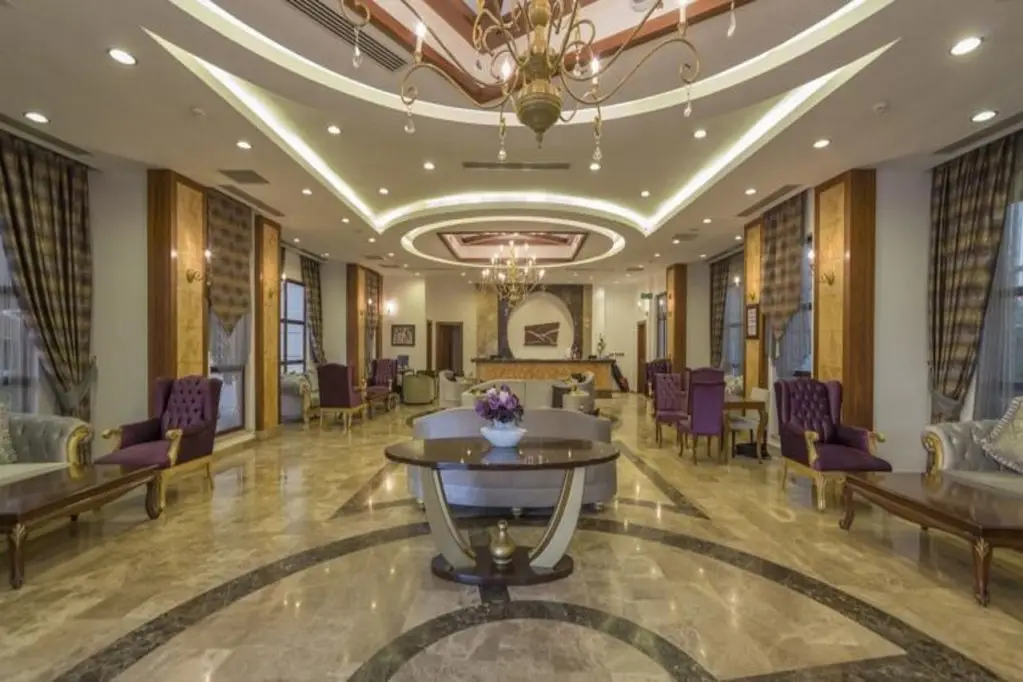 Кадрие: River Resort Hotel