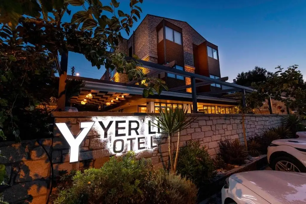 Чешме: Yerli Otel Alacati