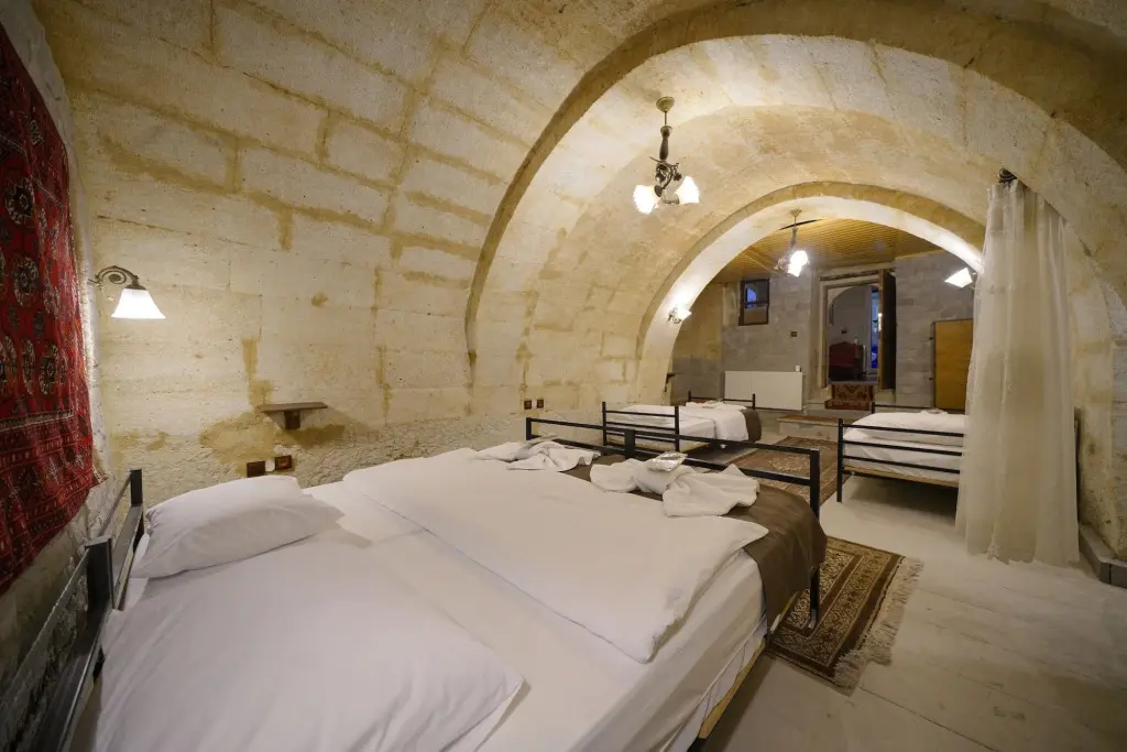 Ургуп: Megaron Cave Hotel