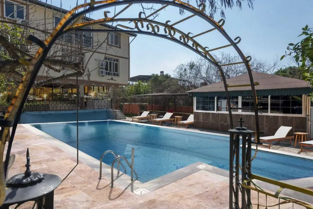 Бельдиби: Kromer Garden Hotel