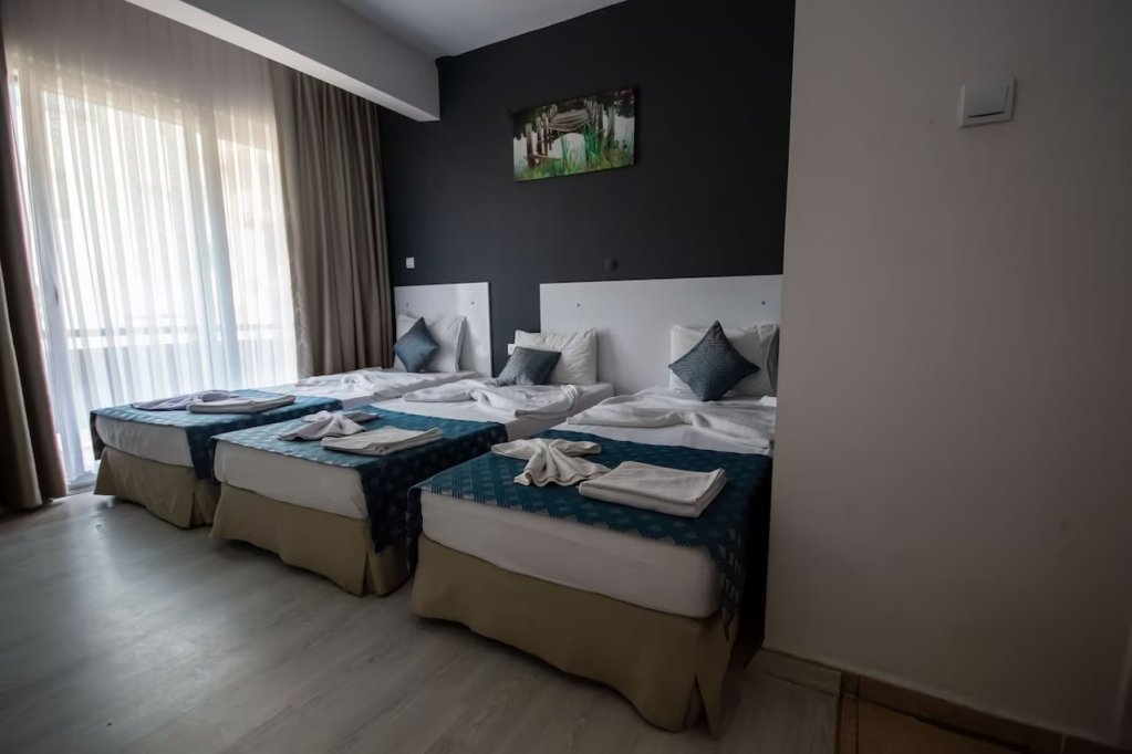 Аланья: Moonbow Beach Hotel