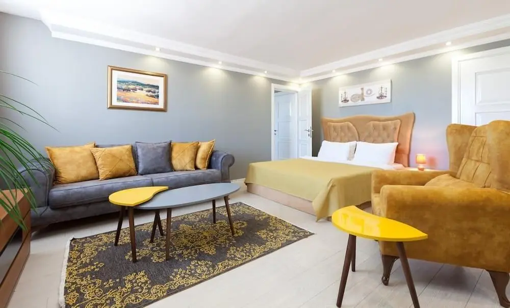 Стамбул: Galata Port Flat Company