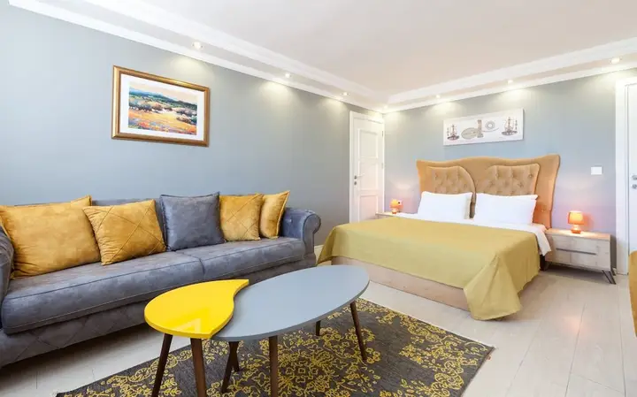 Стамбул: Galata Port Flat Company