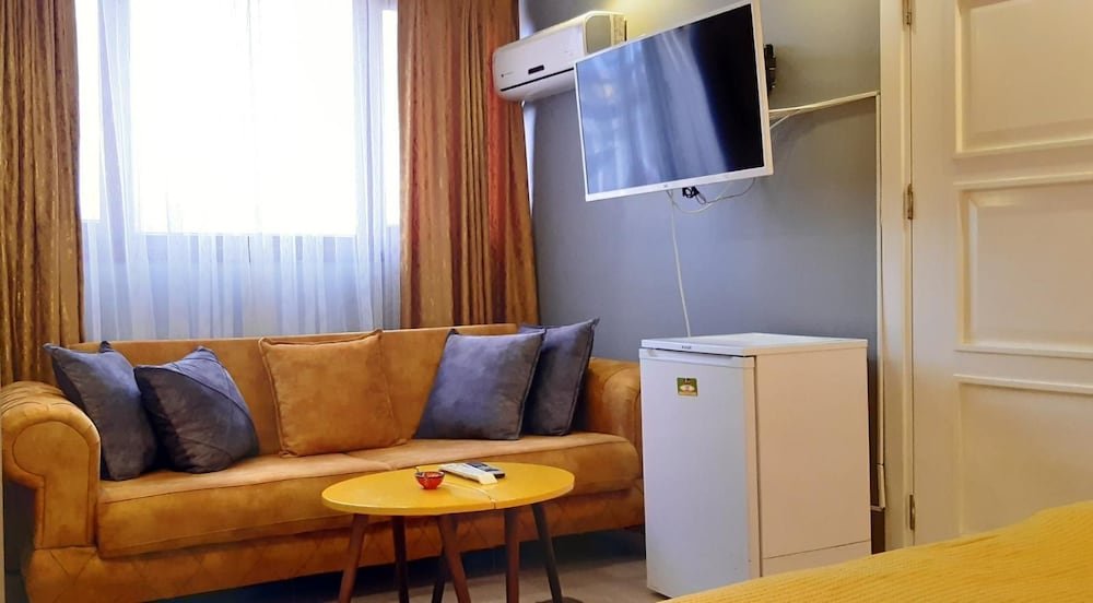 Стамбул: Galata Port Flat Company