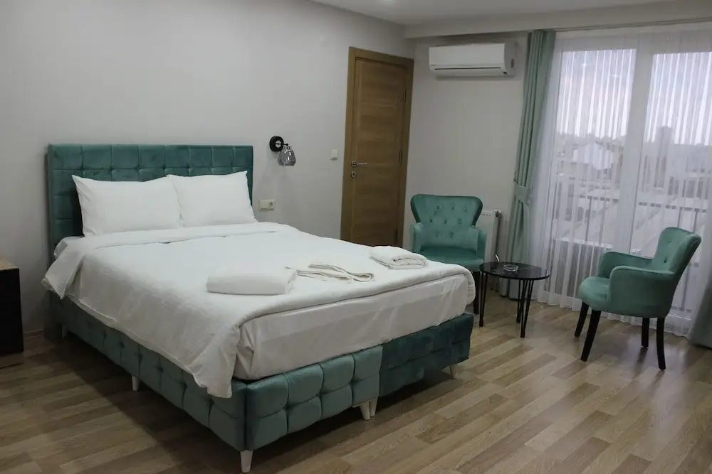 Стамбул: Loss Hotel