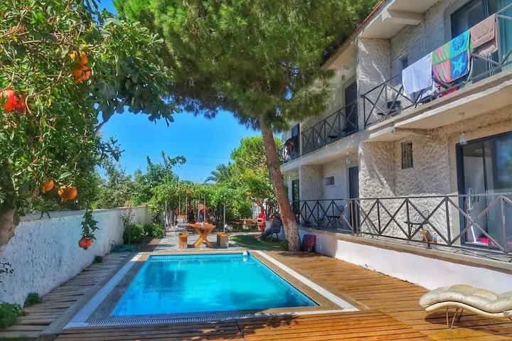 Чешме: Ihlamur Alacati Butik Otel