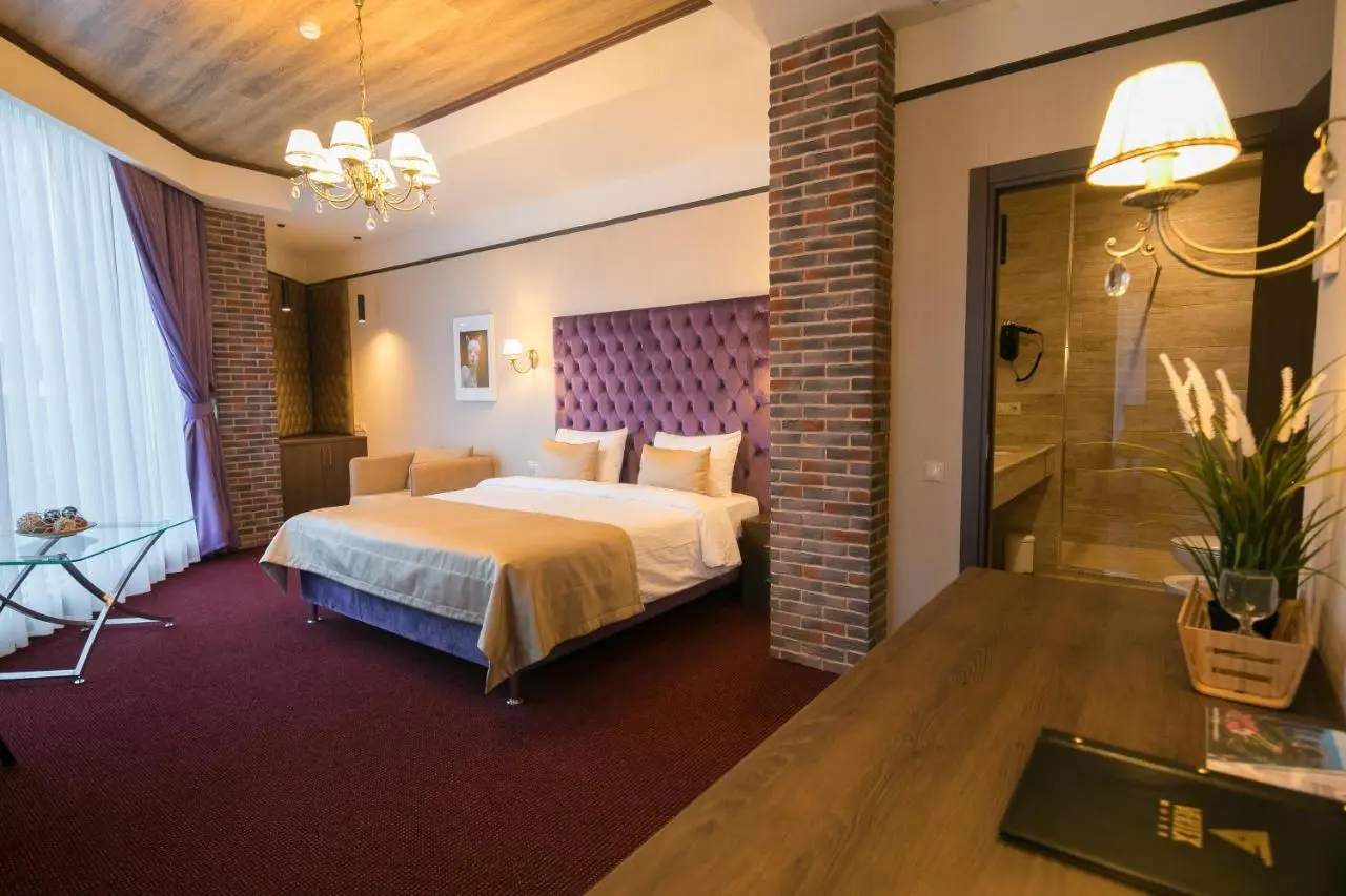 Эсто-Садок: VERTEX SPA hotel