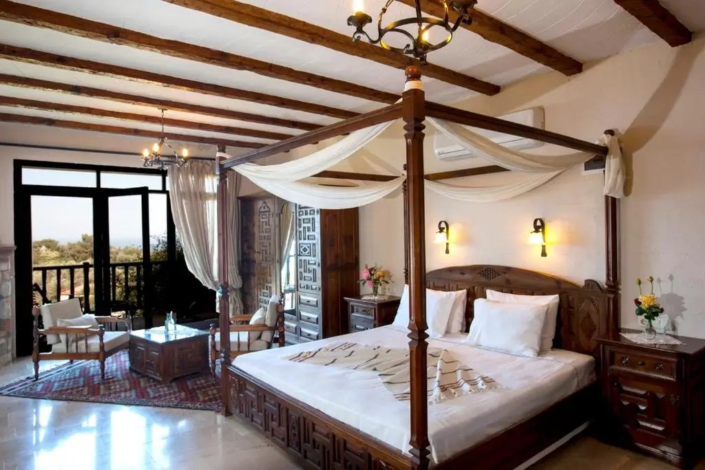 Фетхие: Villa with 6 bedrooms in Fethiye with wonderful sea view private pool enclosed garden 2 km from the beach