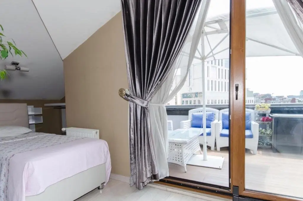 Стамбул: CTS Taksim Elysium Residence Duplex 90 (2+1)