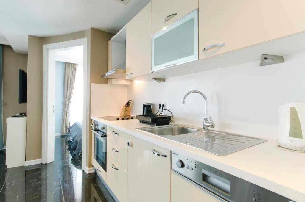 Стамбул: CTS Taksim Elysium Residence Duplex 90 (2+1)