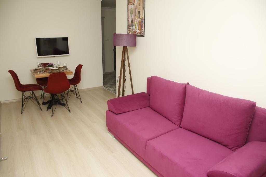 Стамбул: Pera Colour House