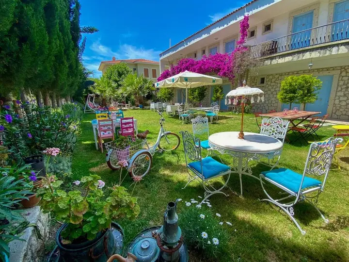 Чешме: Alasonya Otel Alacati by Lamira