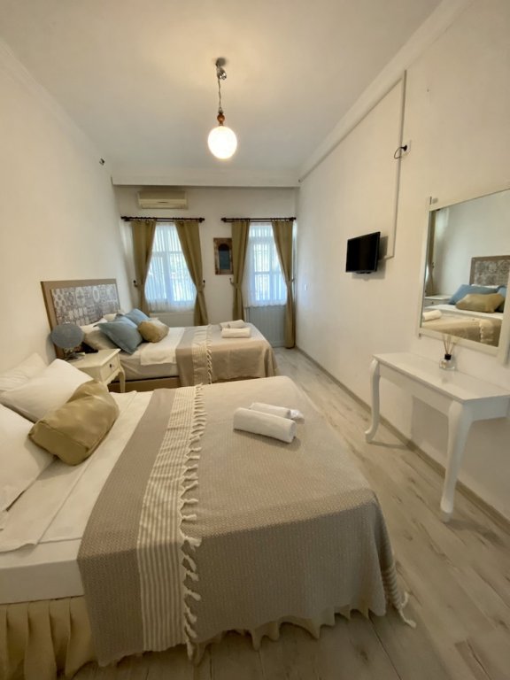 Чешме: Alasonya Otel Alacati by Lamira