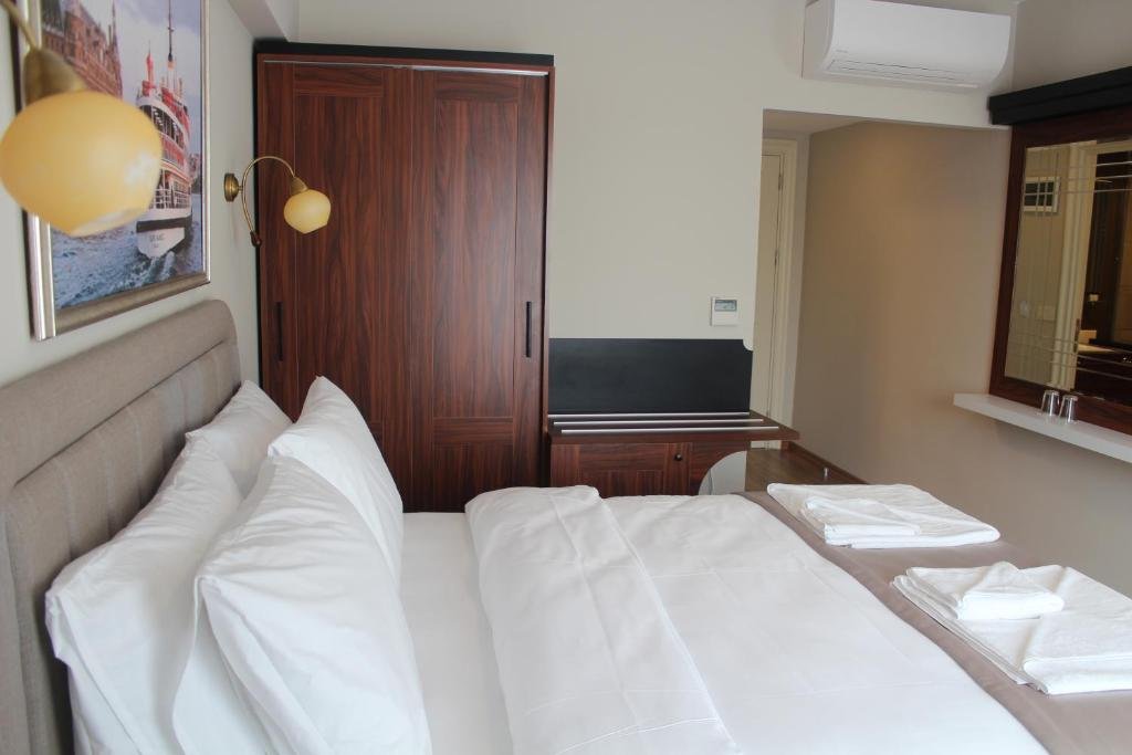 Armida City Hotel — фото 1