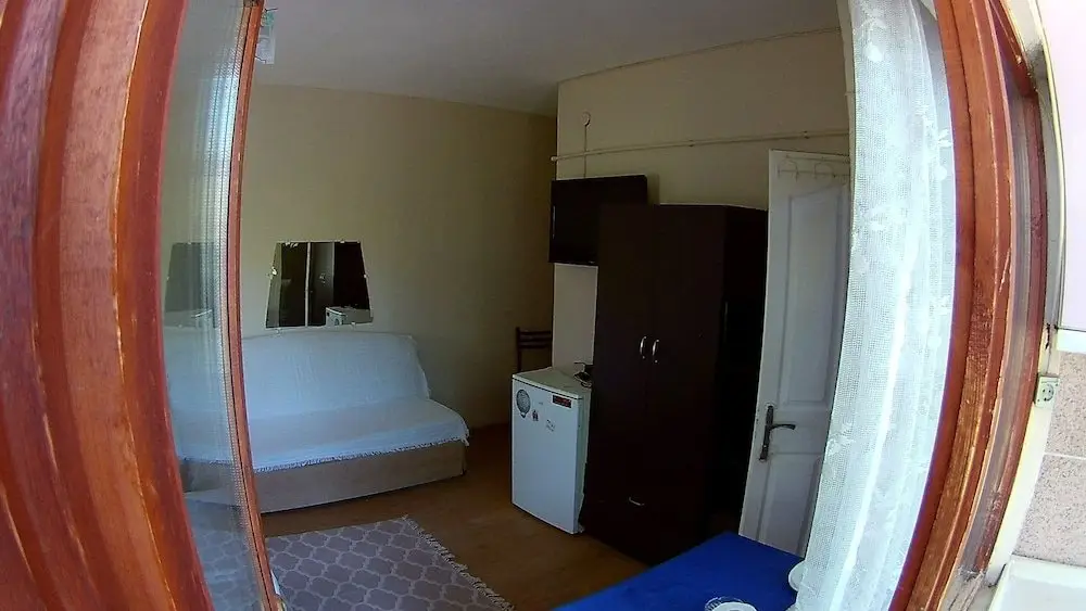 Чешмели: Deniz Apart Otel