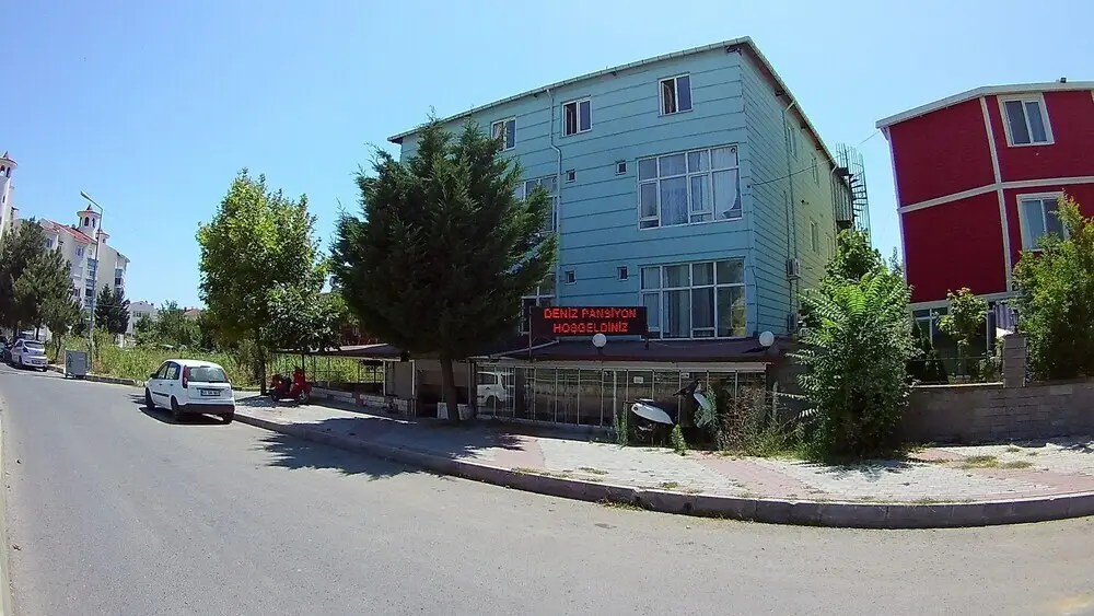Чешмели: Deniz Apart Otel