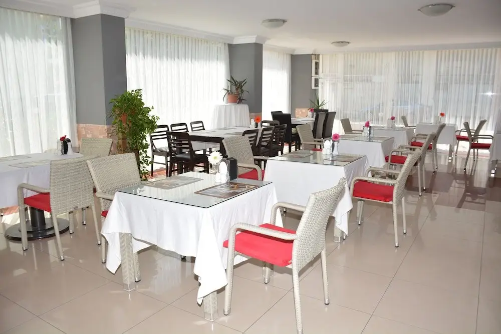 Анталья: Bahceli Family Otel