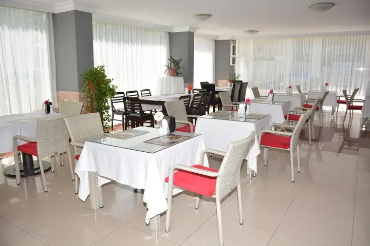 Анталья: Bahceli Family Otel