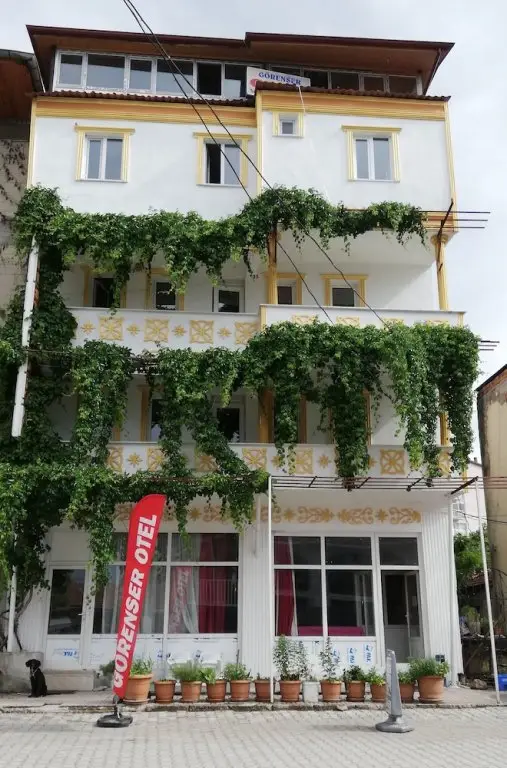 Есилова: Gorenser Otel