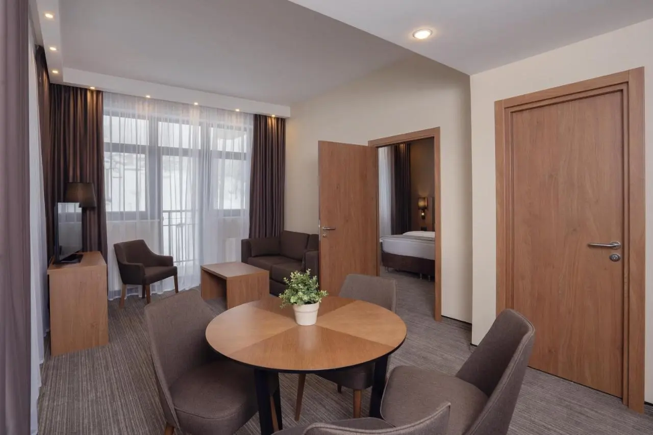 Эсто-Садок: Ski Inn Rosa Khutor SPA Hotel