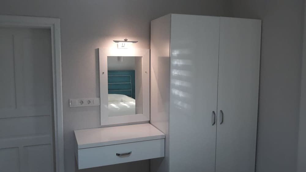 Патара: Villa Hibiskus, Sleeps 7 Overlooking Kalkan