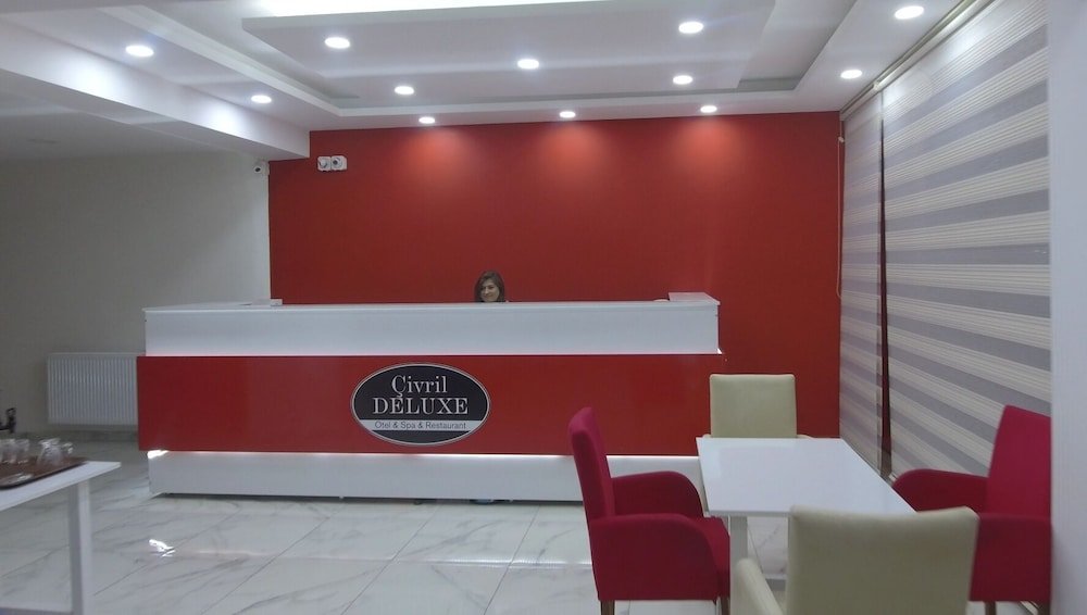 Чиврил: Civril Deluxe Hotel