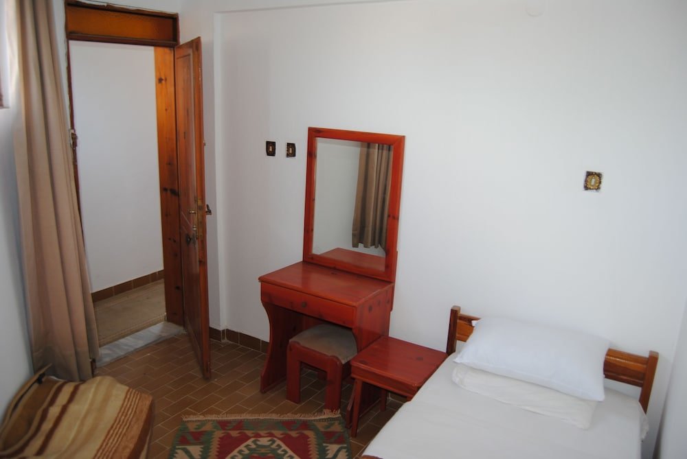 Тевфикие: Hisarlik Hotel