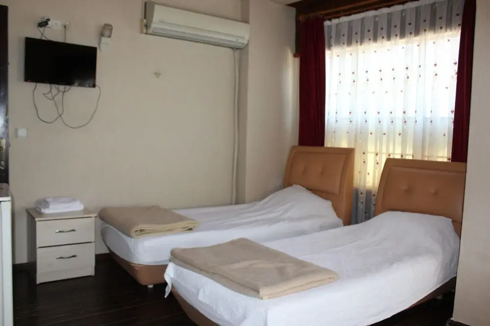 Урла: Urla Tarihi Han Otel