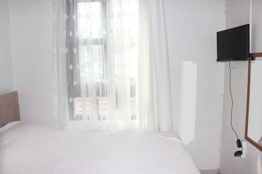 Урла: Urla Tarihi Han Otel