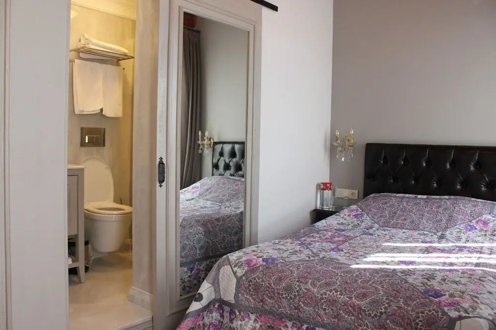 Урла: Urla Tarihi Han Otel