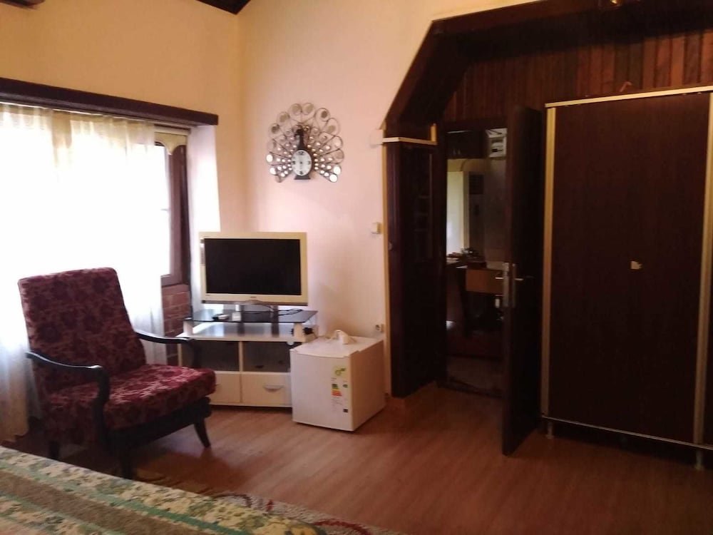Урла: Urla Tarihi Han Otel