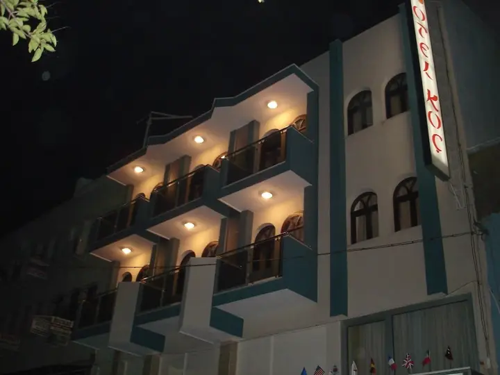 Тире: Otel Koc