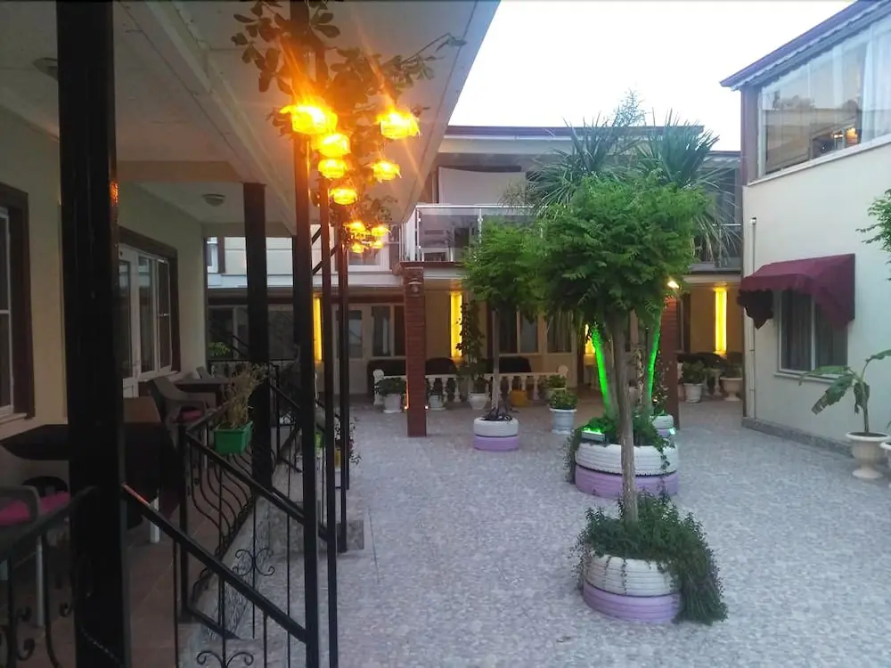 Эдремит: Akcay Yavuz Otel