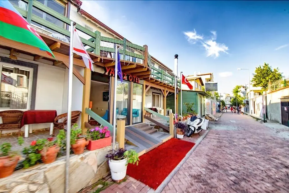 Эдремит: Akcay Yavuz Otel