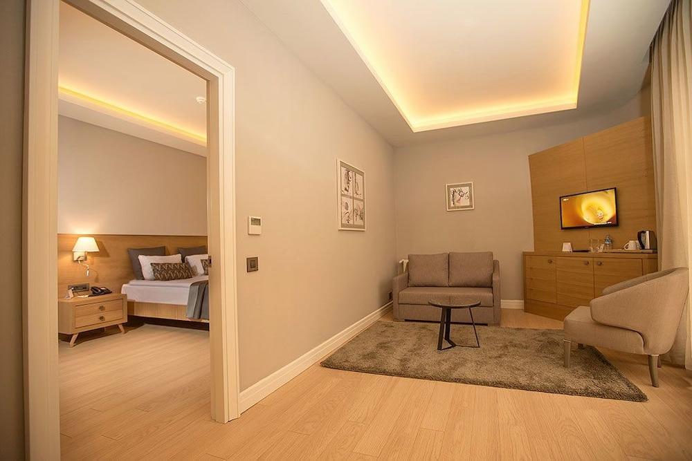 Коркутели: Gumushan Hotel