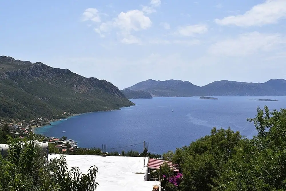 Кумлюбюк: Saranda Teras Pansiyon
