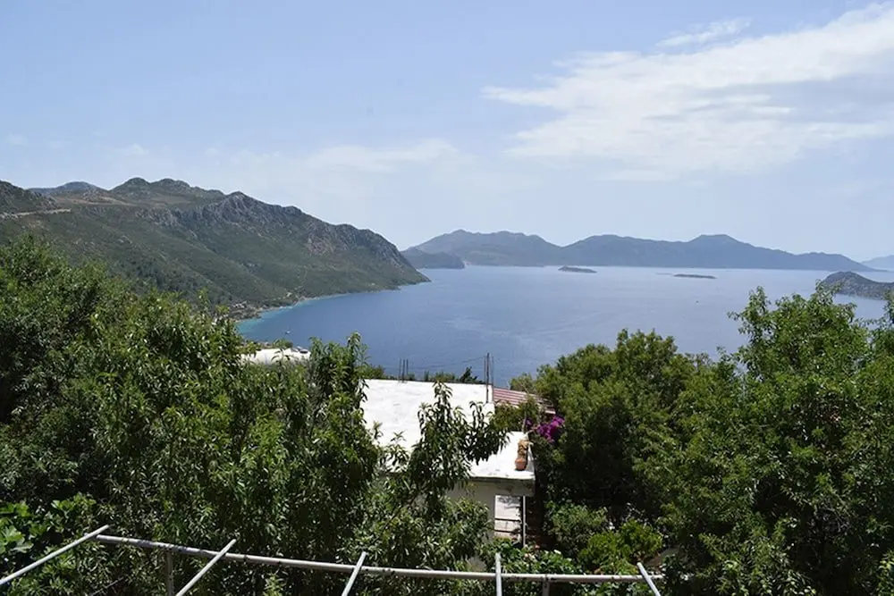Кумлюбюк: Saranda Teras Pansiyon