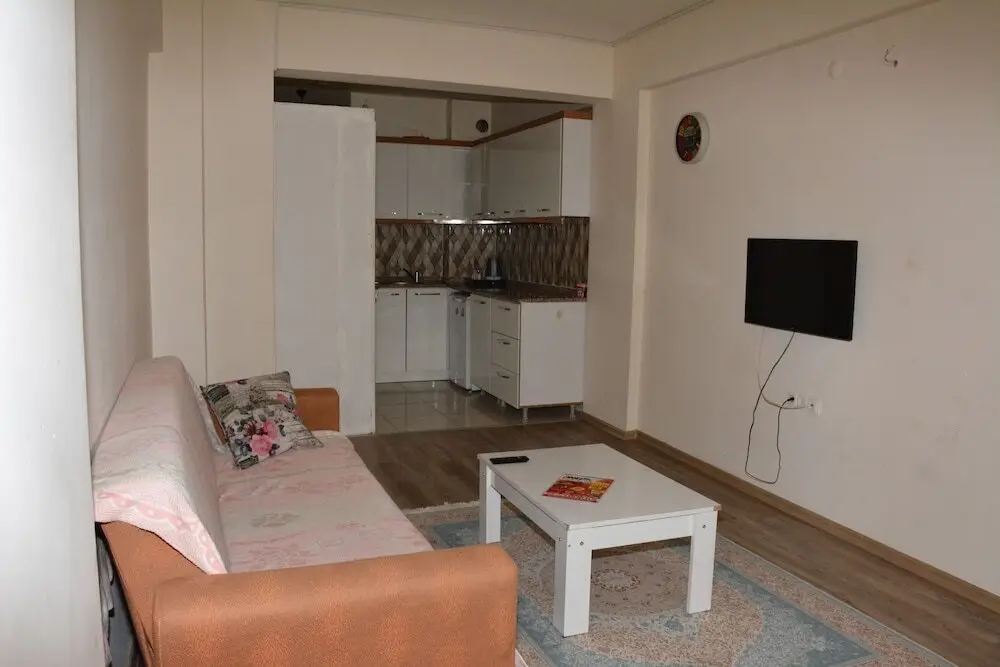 Измир: Best Suit Otel