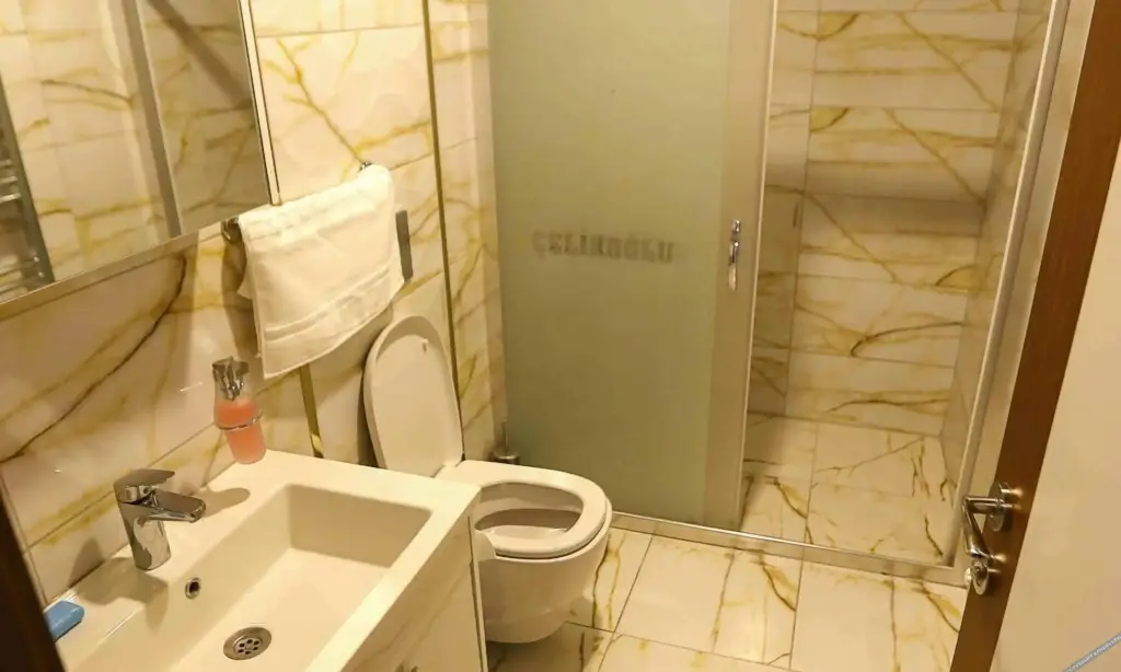 Бейкою: Celikoglu Otel