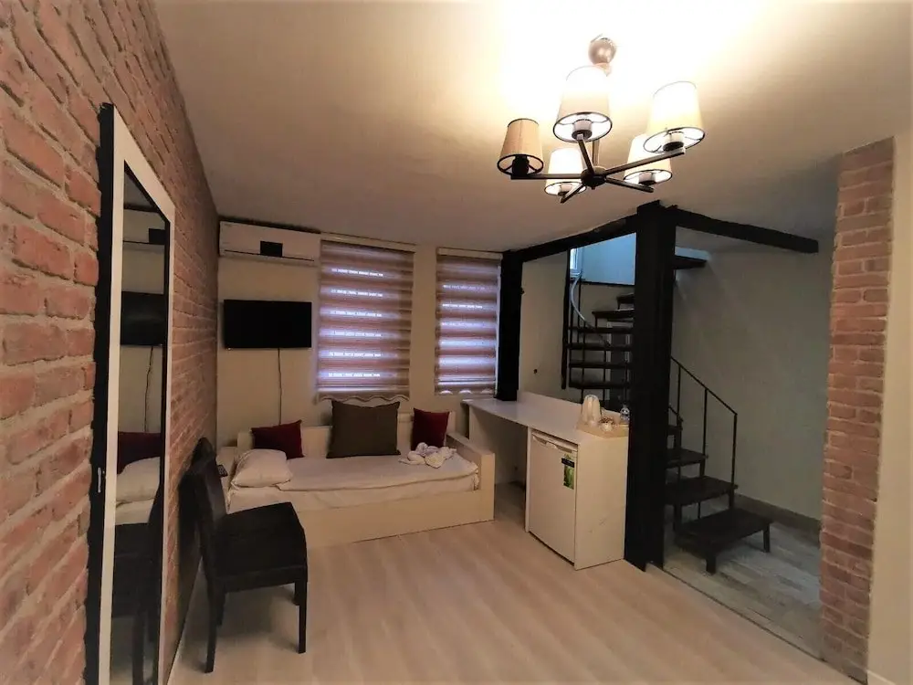 Стамбул: Neva River Hotel