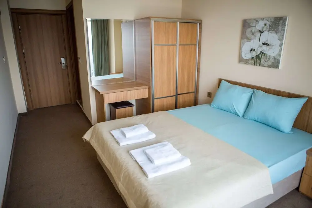 Бурхание: Aliento Hotel