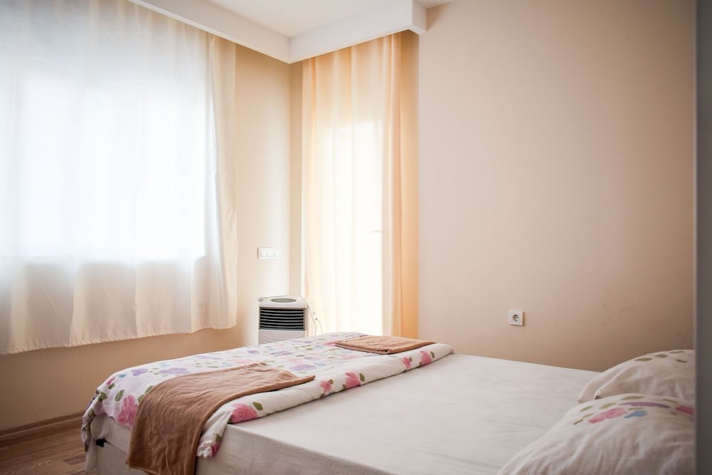 Анталья: Spacious 2 Bedrooms for 5 People With Mountain View Free Wifi
