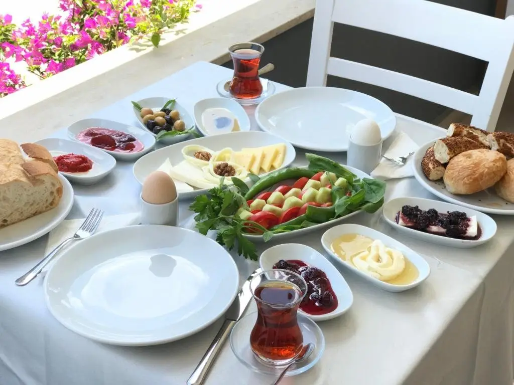 Чешме: Cesme Life Otel