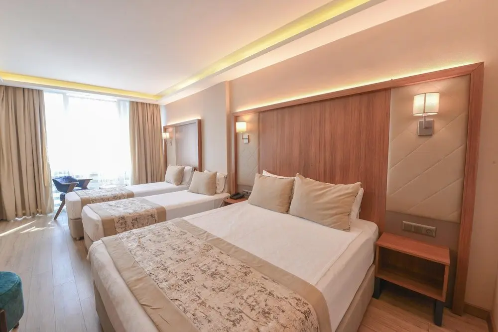 Арнавуткёй: Istport Hotel